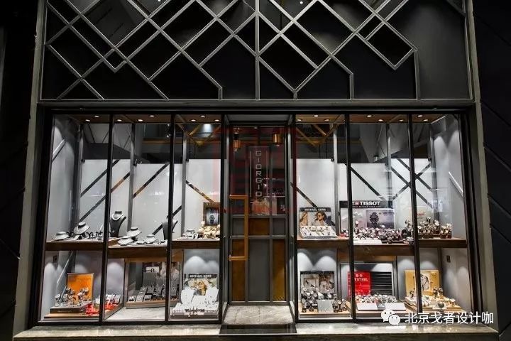 Giorgio 精品珠宝店，现代设计与博物馆氛围的融合