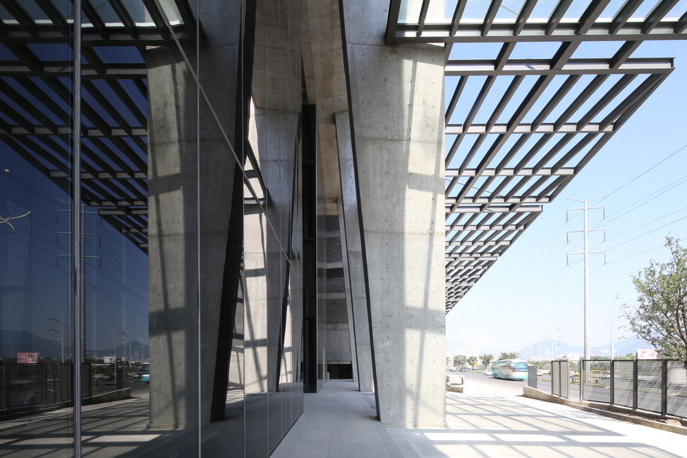 墨西哥 Monterrey Albia 办公大楼——现代简约风格与高效空间的完美结合