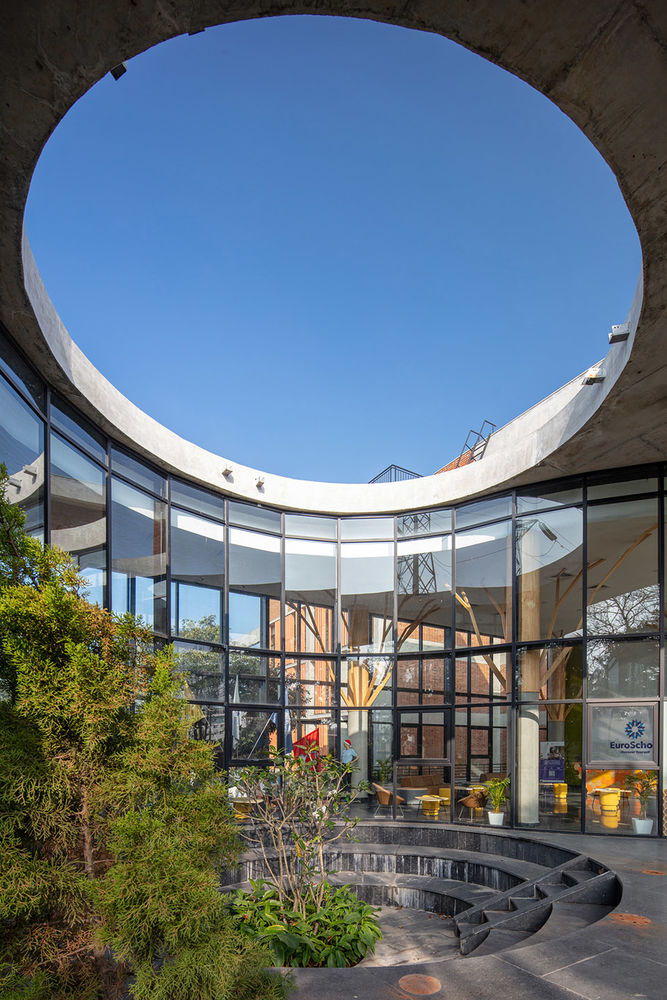 班加罗尔管理学院 | 自然与建筑的有机对话