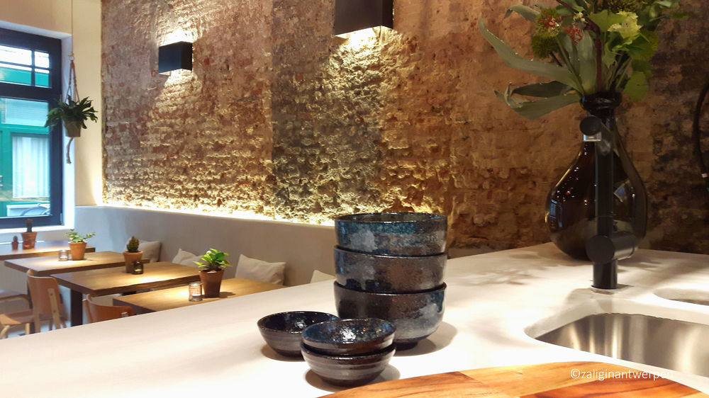 比利时安特卫普十五世纪老屋翻新成豪华度假屋