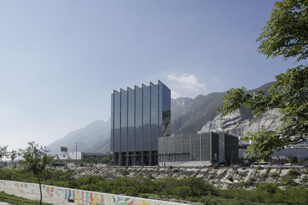 墨西哥 Monterrey Albia 办公大楼——现代简约风格与高效空间的完美结合