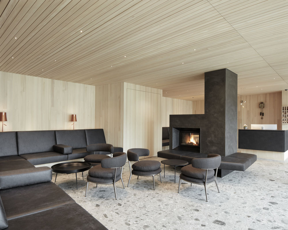Am Holand酒店 / firm Architekten