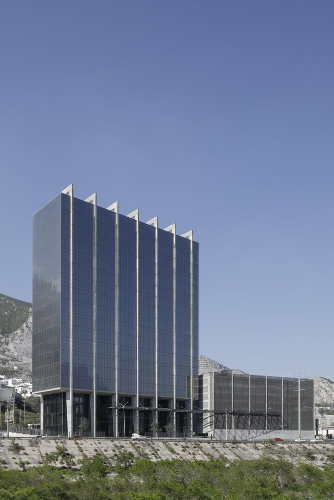 墨西哥 Monterrey Albia 办公大楼——现代简约风格与高效空间的完美结合