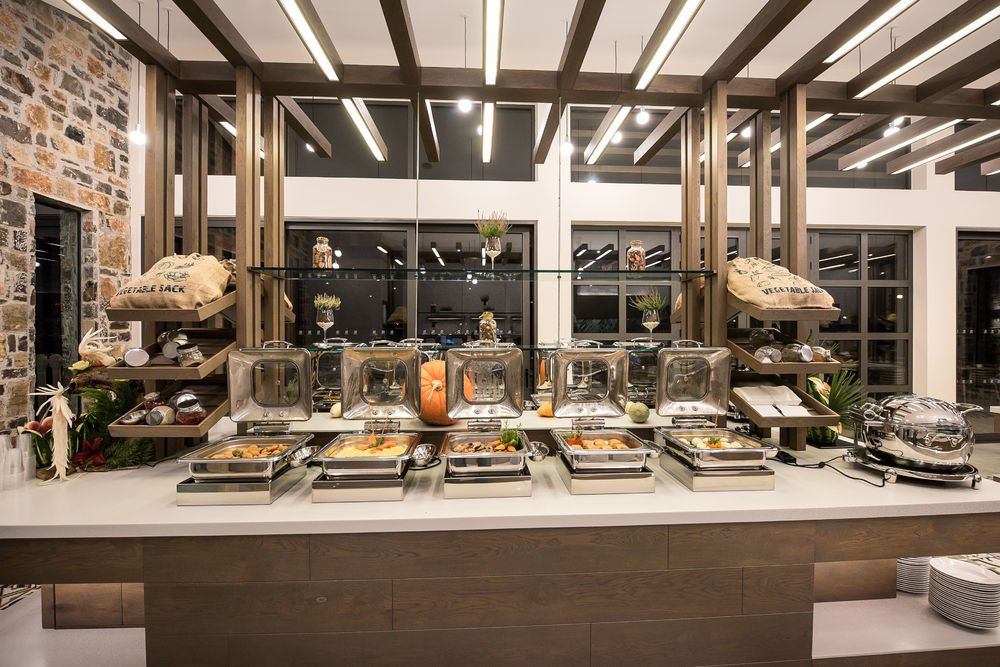Nana Beach Hotel - Snack Bar 室内设计案例解析