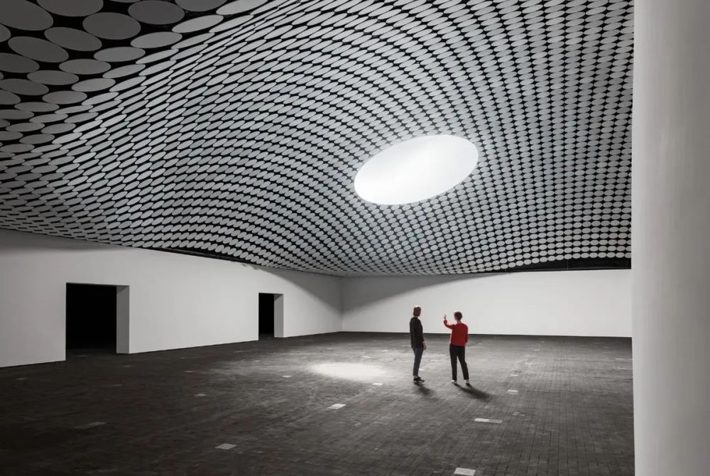 芬兰 JKMM Architects | 工业风与现代设计的完美融合