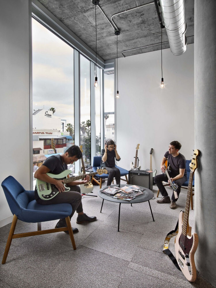 Fender Offices – Los Angeles