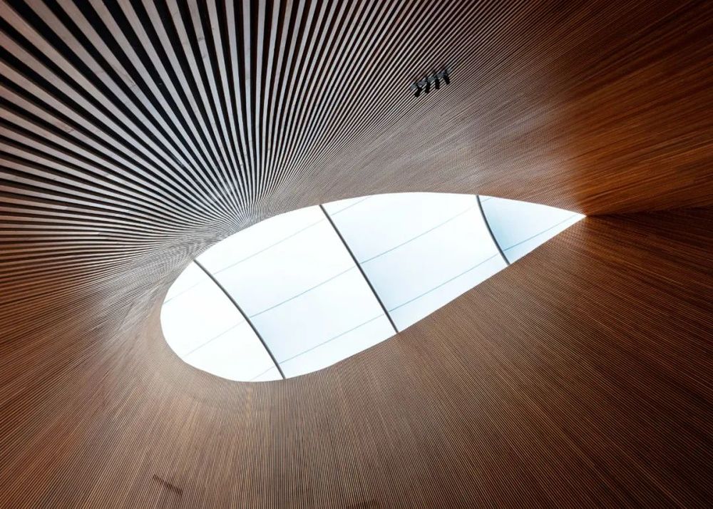 芬兰 JKMM Architects | 工业风与现代设计的完美融合
