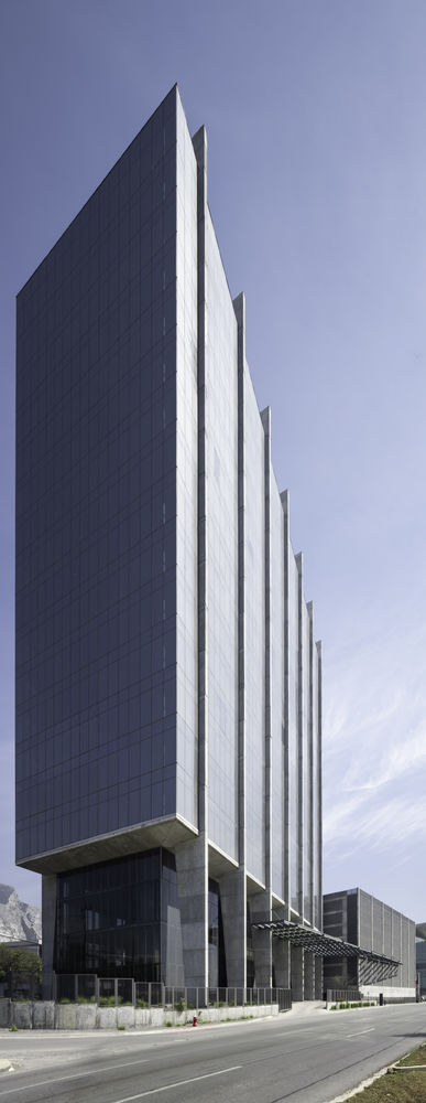 墨西哥 Monterrey Albia 办公大楼——现代简约风格与高效空间的完美结合