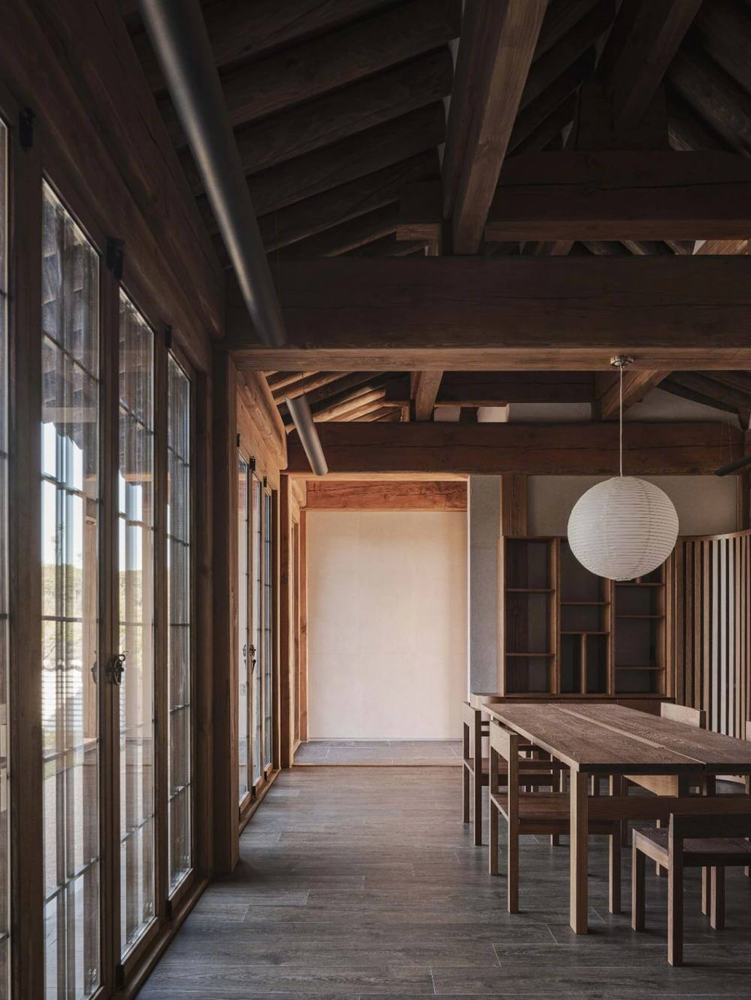 韩国 NOMAL 室内设计工作室打造均衡之美