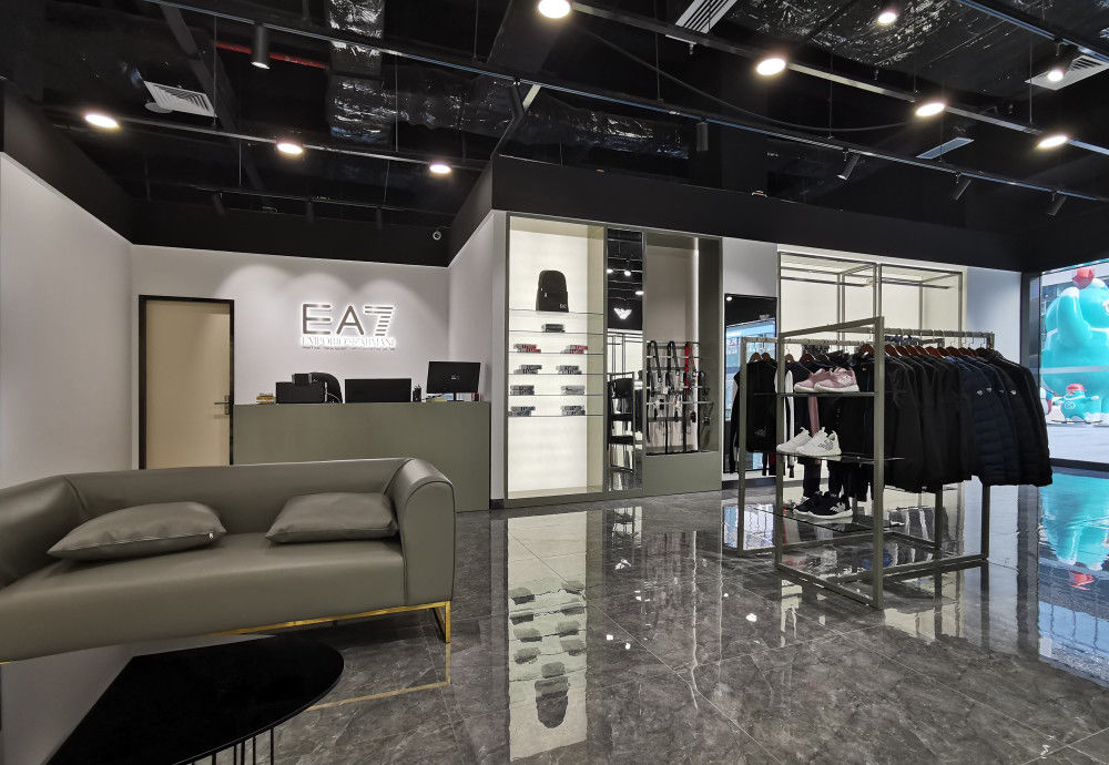 阿玛尼佛山店 | 黑灰白演绎简约奢华