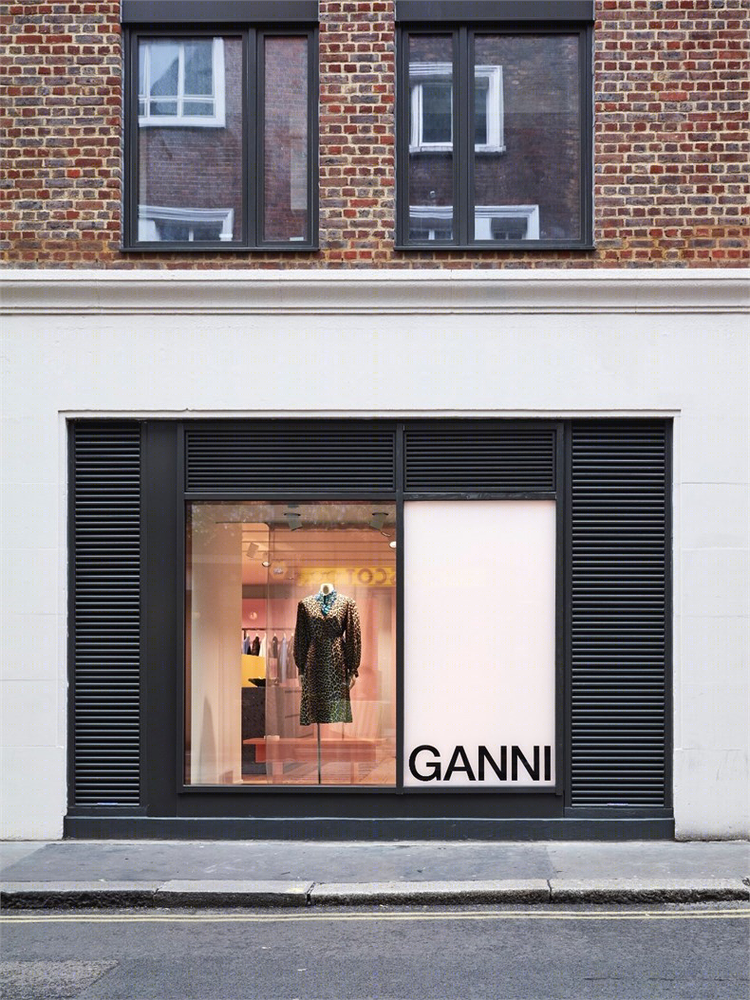 伦敦 Ganni 首家店铺，可持续与时尚的完美融合