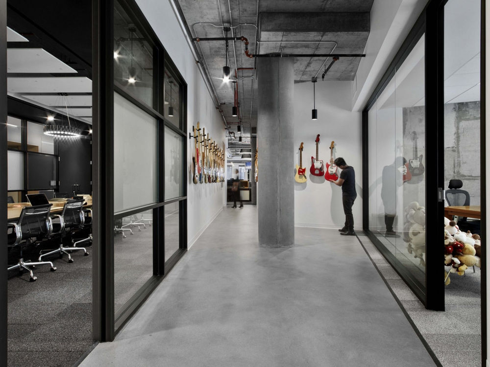 Fender Offices – Los Angeles