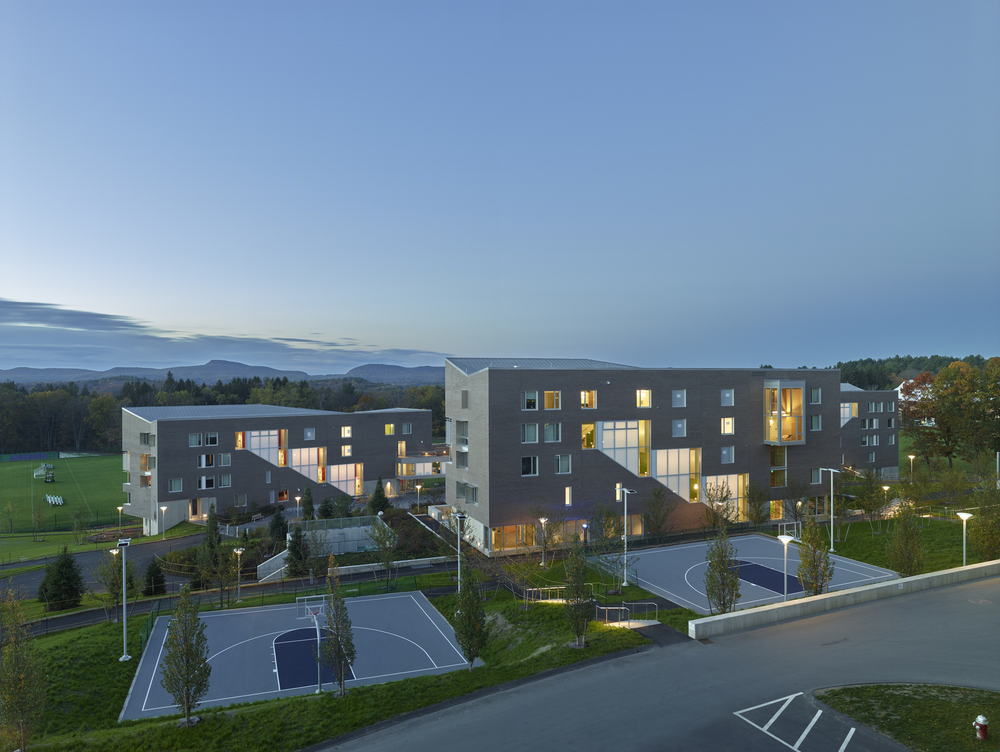 阿默斯特学院绿色通道住宅——连接历史与未来的多元社区