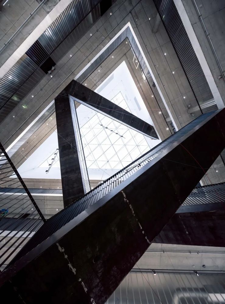 芬兰 JKMM Architects | 工业风与现代设计的完美融合