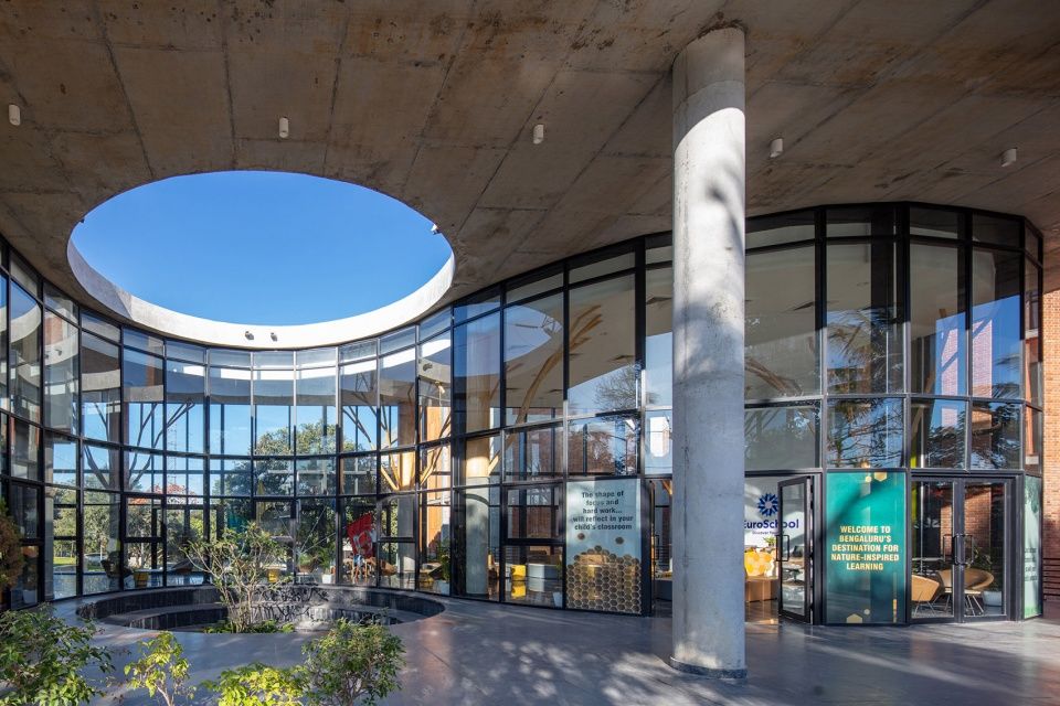 班加罗尔管理学院 | 自然与建筑的有机对话