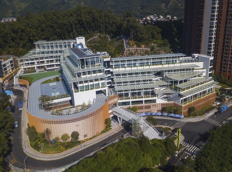 深圳罗湖区 HIBINOSEKKEI + Youji no Shiro 未来学校设计