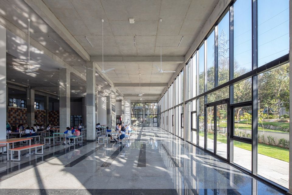 班加罗尔管理学院 | 自然与建筑的有机对话