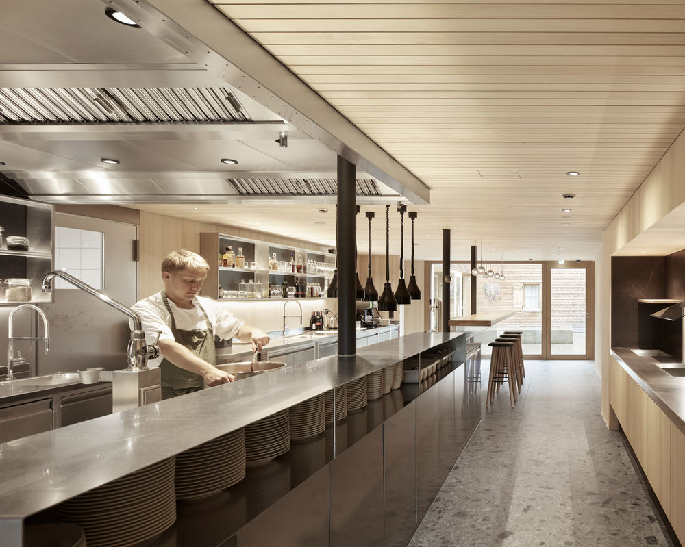 Am Holand酒店 / firm Architekten