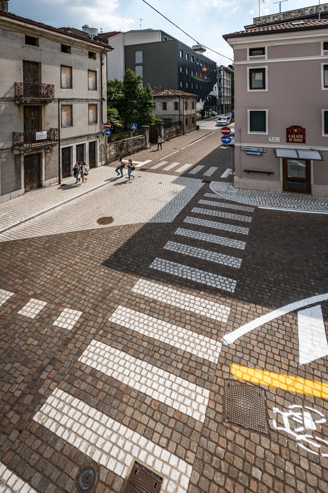 历史印记的街道改造 | Pordenone 市政厅的可持续城市发展计划
