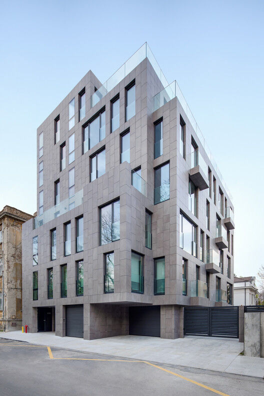 KR Apartments |  简约优雅，完美融入历史中心