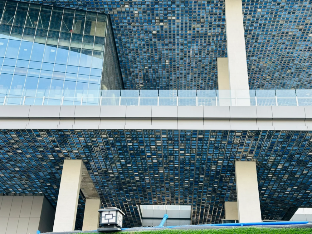 让·努维尔“腾讯广州总部大厦”即将建成，酷似火箭发射台