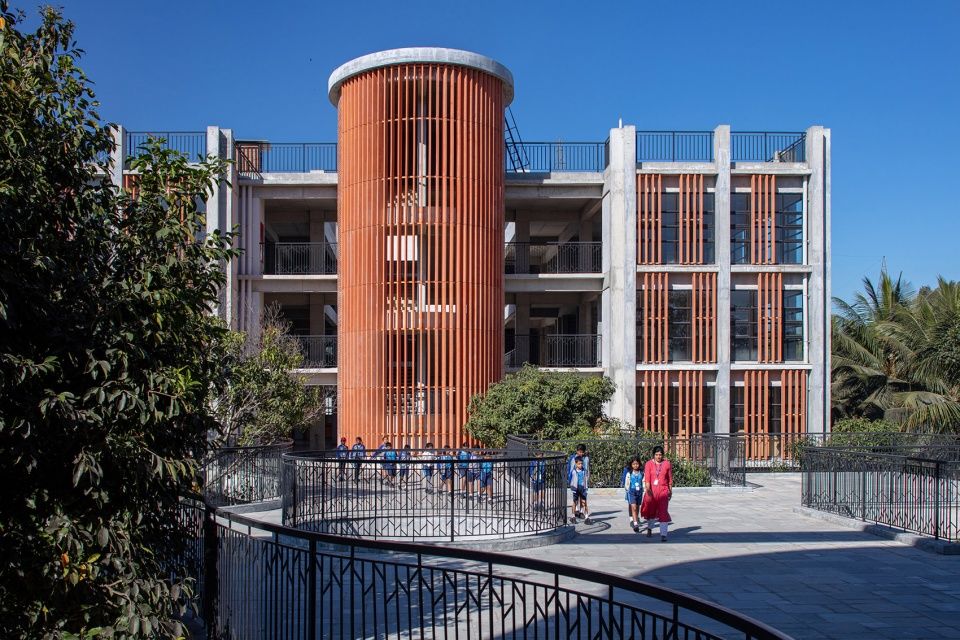 班加罗尔管理学院 | 自然与建筑的有机对话