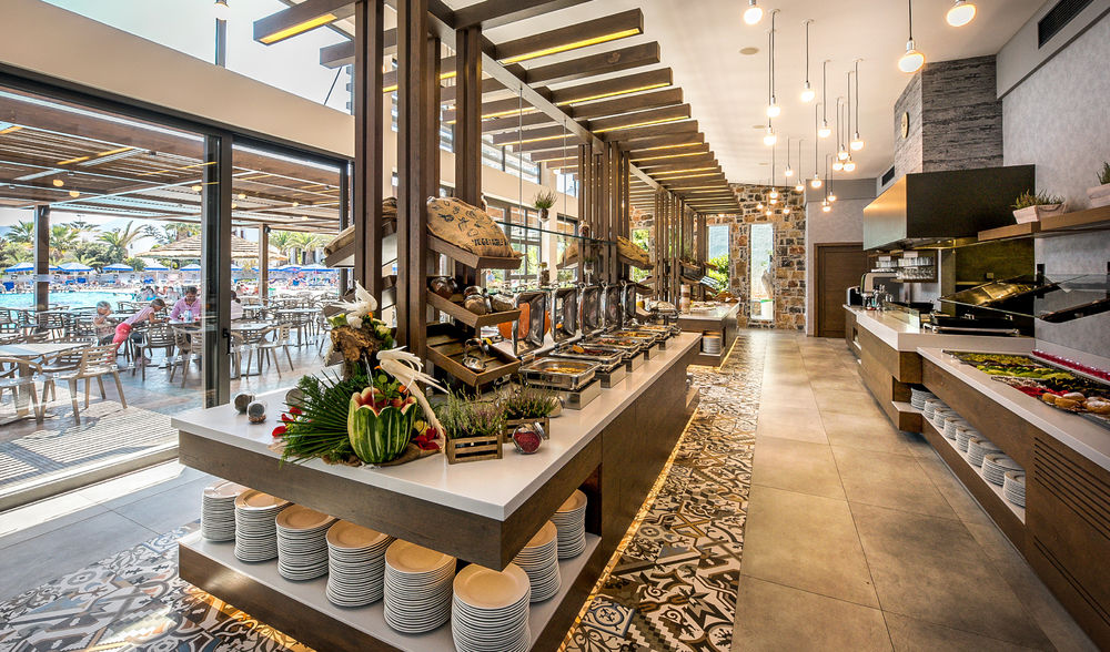 Nana Beach Hotel - Snack Bar 室内设计案例解析