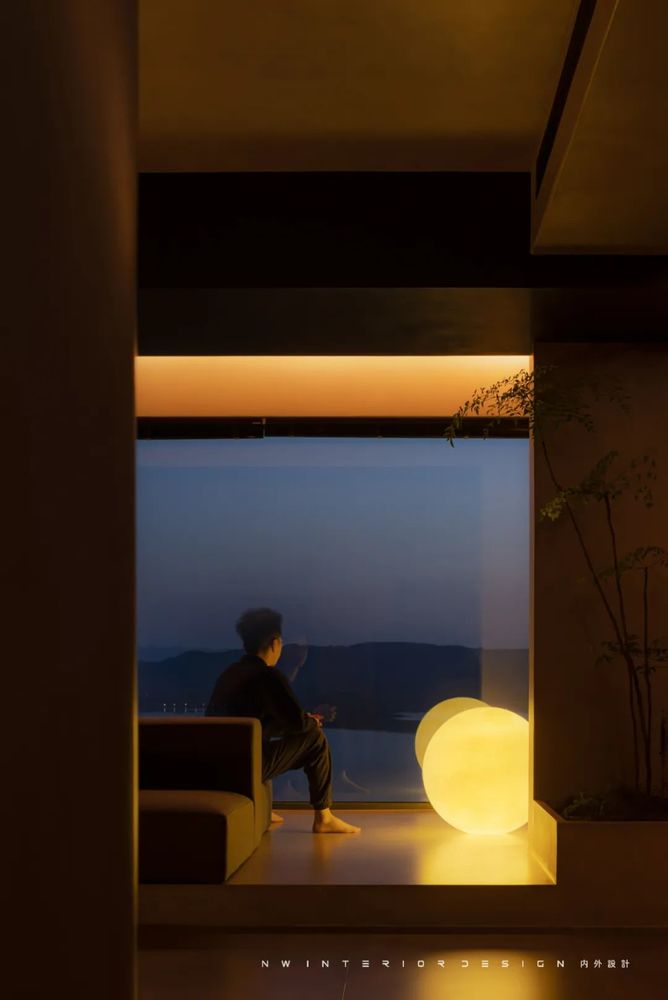 岳阳·岳州帝苑 | 实景作品《光与暗》演绎暗黑系暖居