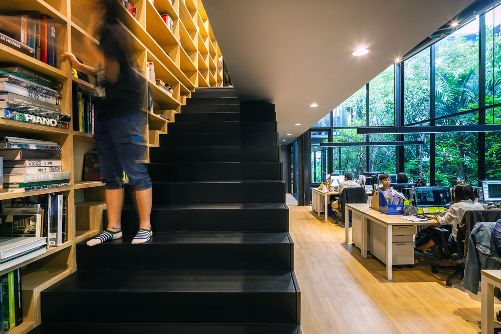 曼谷 IDIN Architects 办公室——绿色创意空间