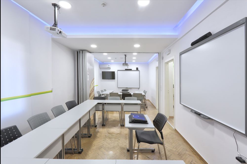 Lefteris Tsikandilakis丨大学丨Knowledge and Wisdom, the first interactive digital institute in Greece.