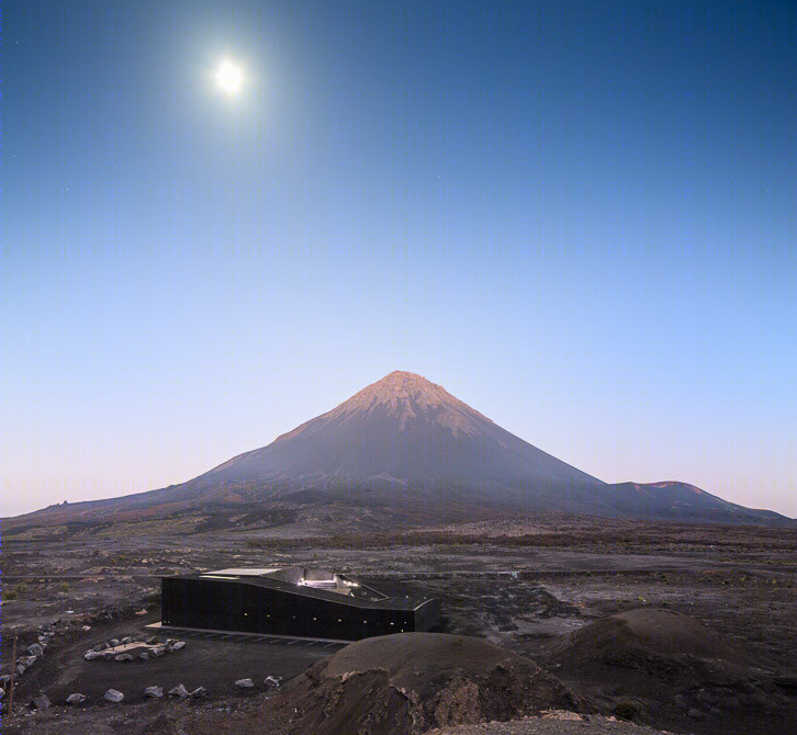 火山旁的乌托邦 | 佛得角自然公园总部设计
