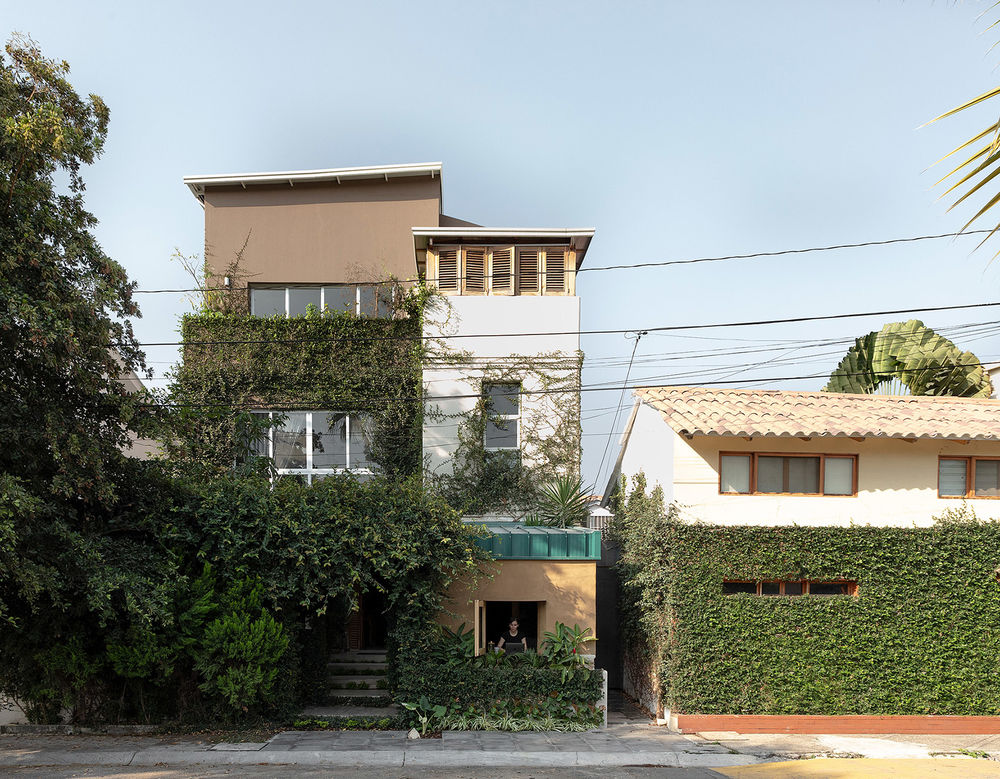 EL RETIRO住宅扩建 | 融入城市形态的多功能空间