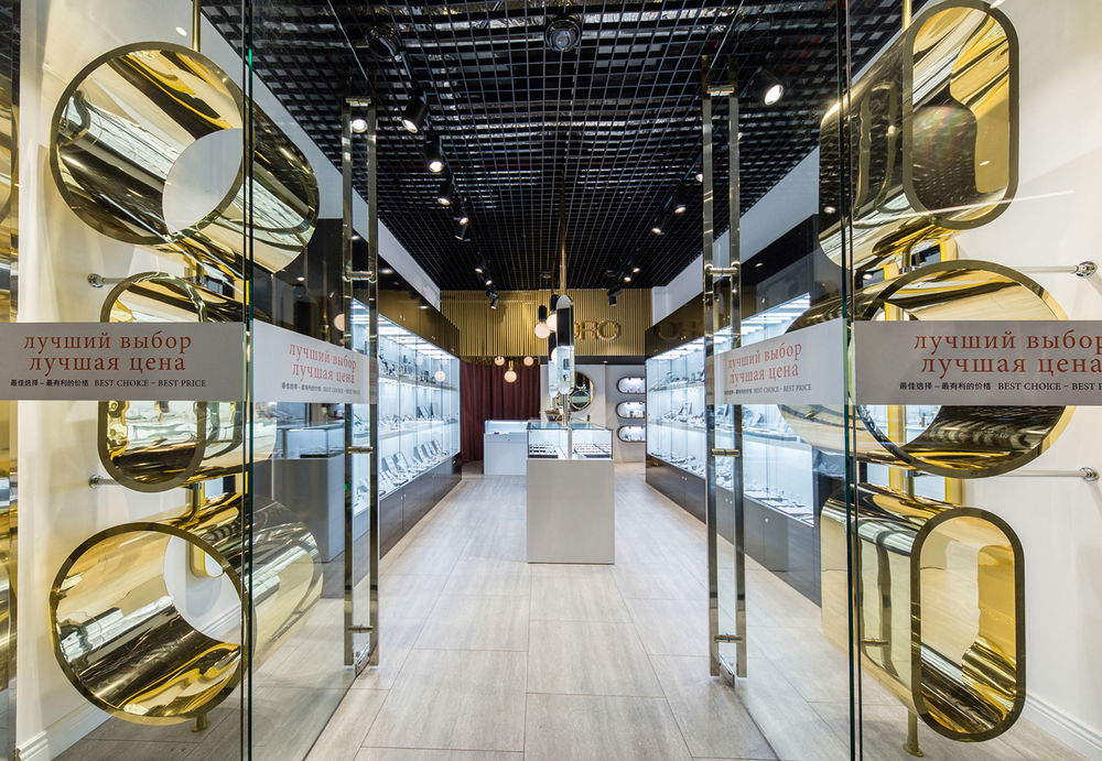 2017 年完成的 ORO 珠宝店室内设计