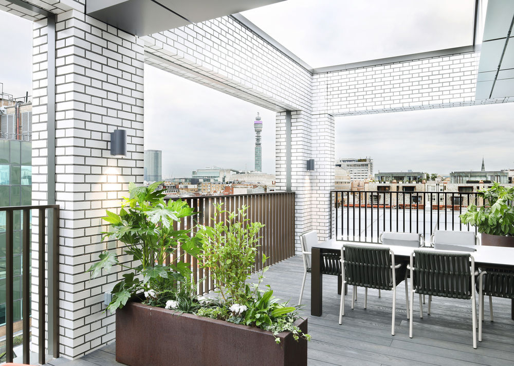 MoreySmith 翻新伦敦 CBRE 总部 | 现代工作场所的设计典范