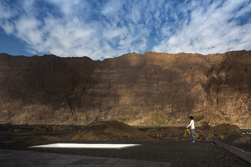 火山旁的乌托邦 | 佛得角自然公园总部设计