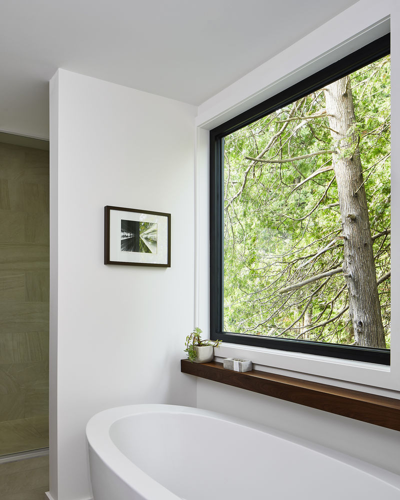 Sturgeon Lake House——嵌入山体的别墅设计