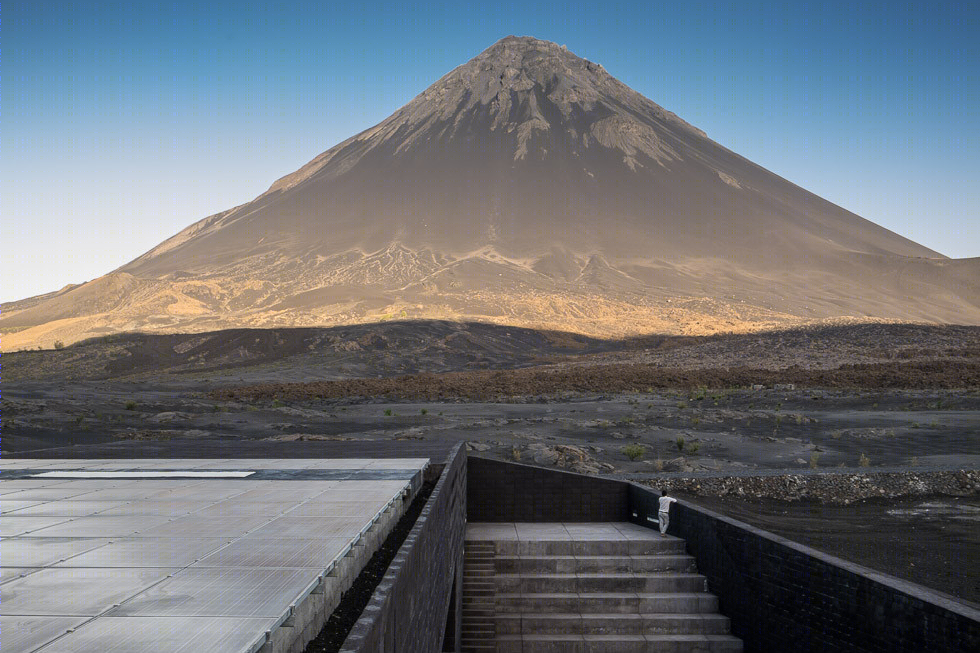 火山旁的乌托邦 | 佛得角自然公园总部设计