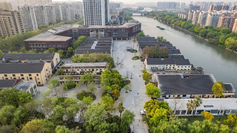 两万步、四小时，丈量十五公里的京杭大运河文旅融合与水岸更新