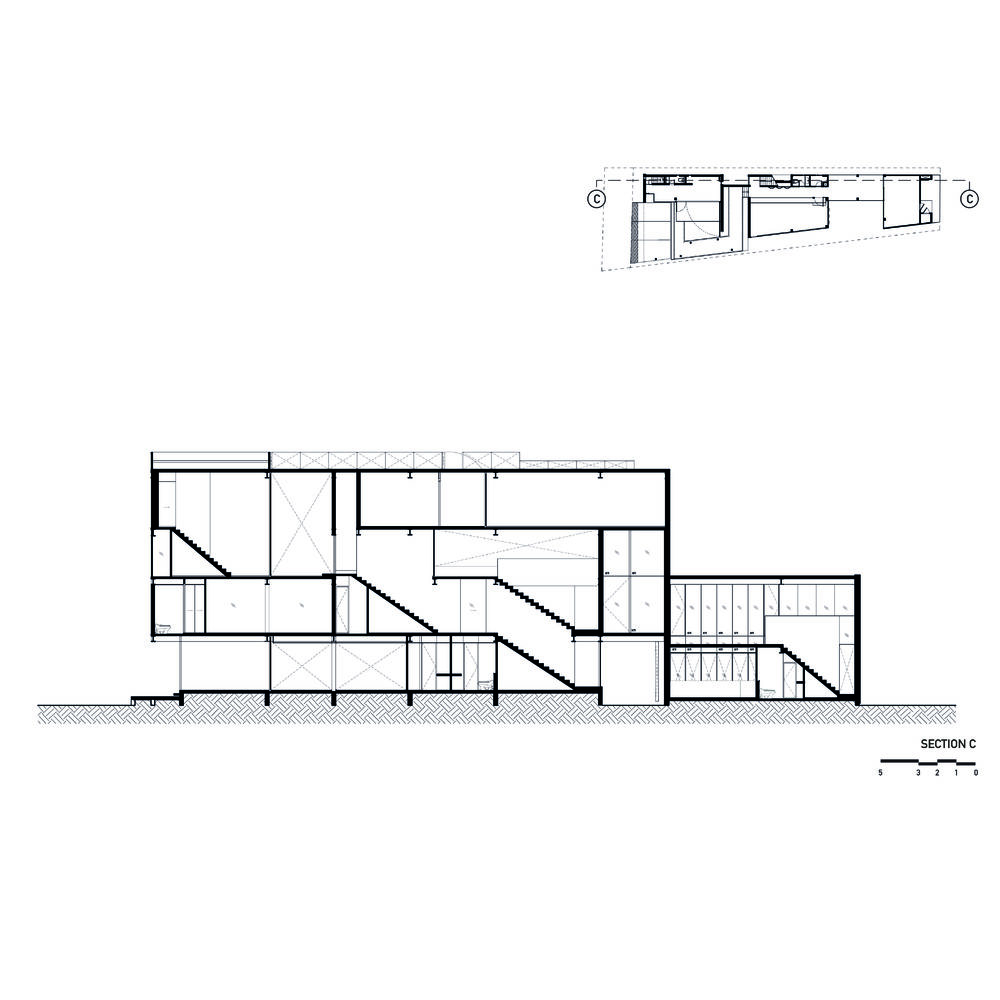 曼谷 IDIN Architects 办公室——绿色创意空间