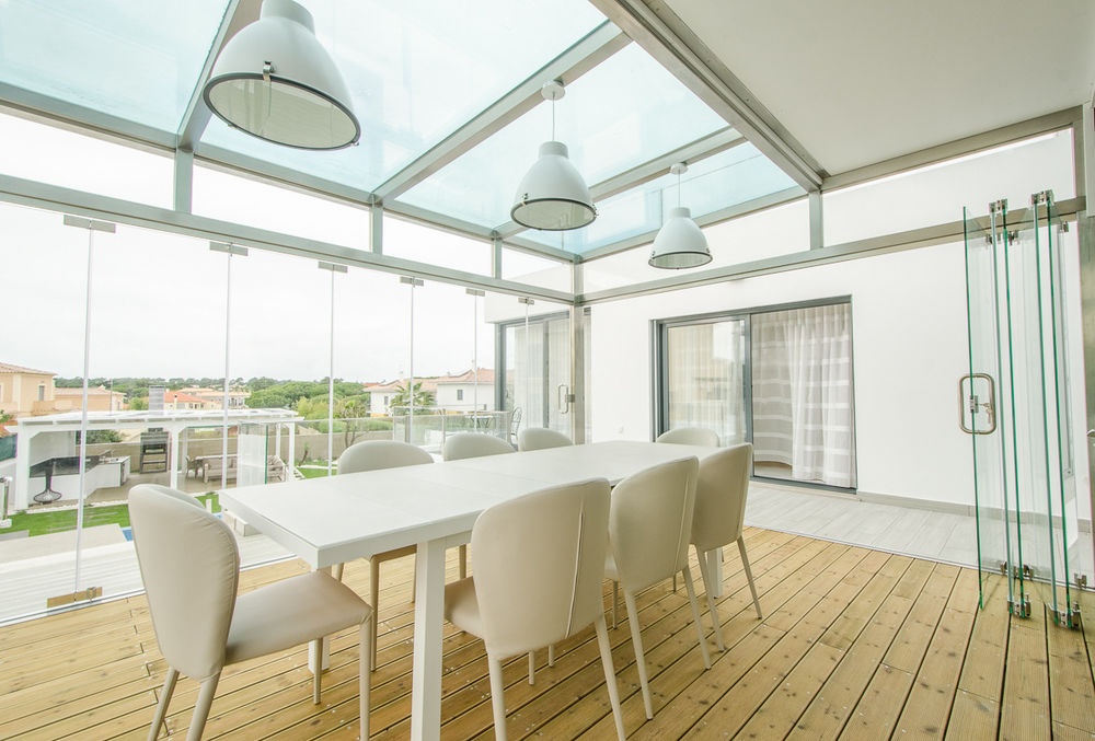 Simple Taste 团队打造 V5 Vilamoura 全屋设计，展现精致生活美学