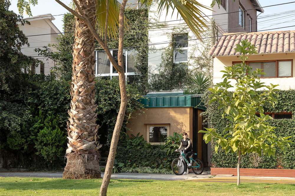 EL RETIRO住宅扩建 | 融入城市形态的多功能空间