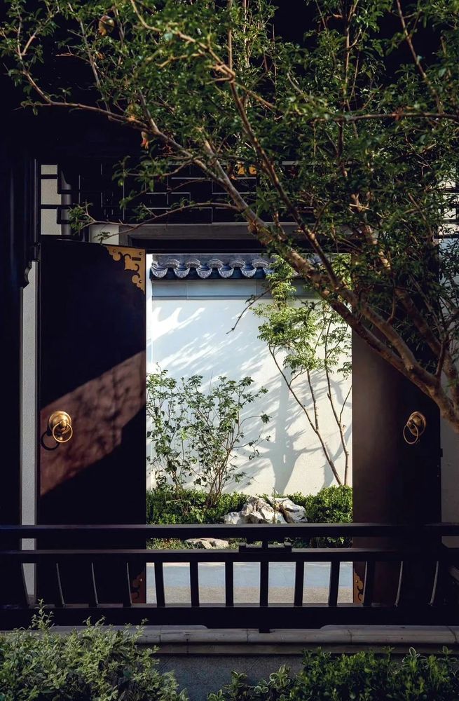 济南凤熙书院 | 新中式楼王别墅，中式雅致典范
