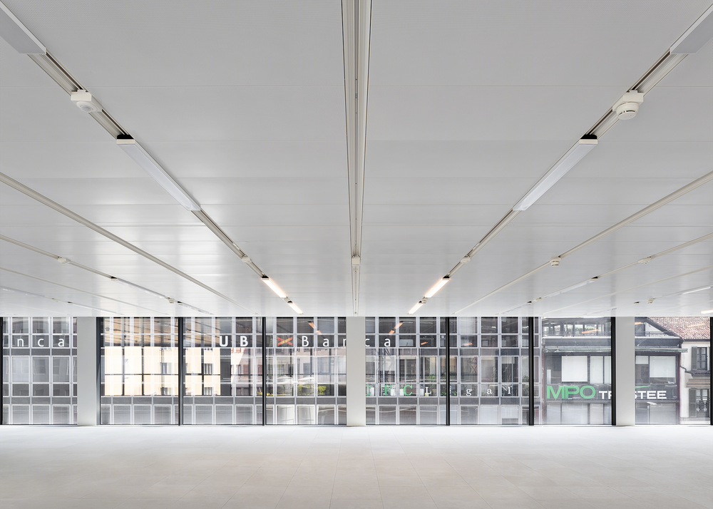 SAN BABILA MILAN ANTONIO CITTERIO DESIGN