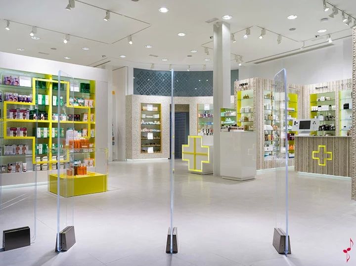 西班牙特内里费岛的Farmacia SantaCruz小药店