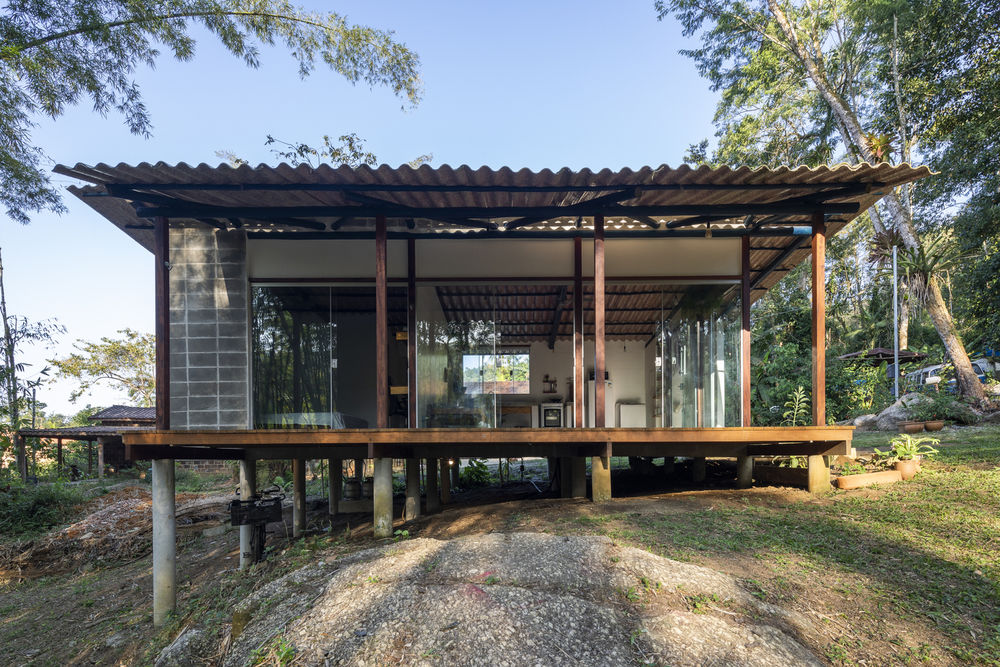 Casa Coriscão | 低成本舒适之家的设计魅力
