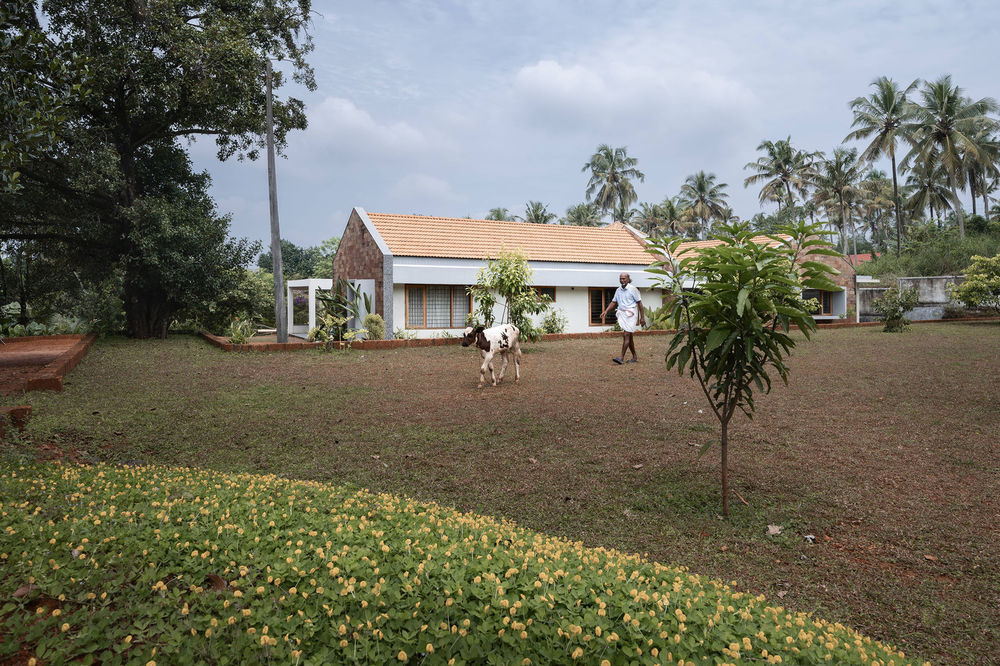 绿意环绕的现代乡村住宅——Mala House