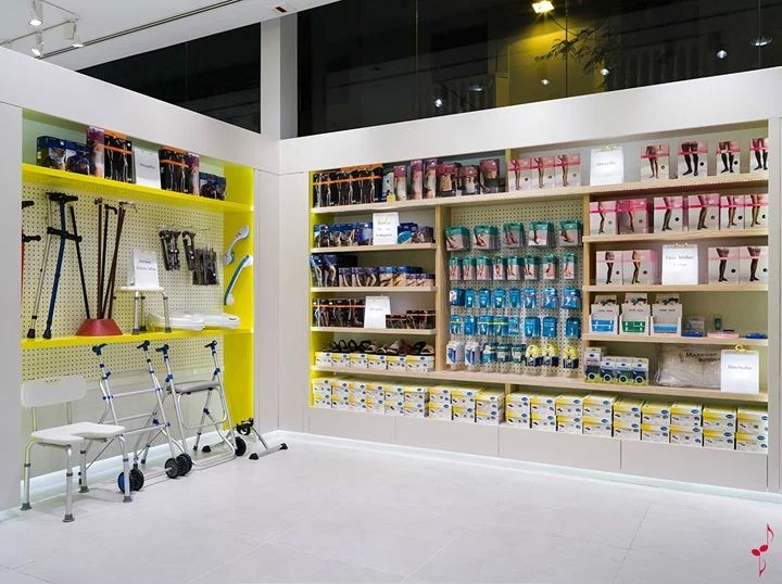 西班牙特内里费岛的Farmacia SantaCruz小药店