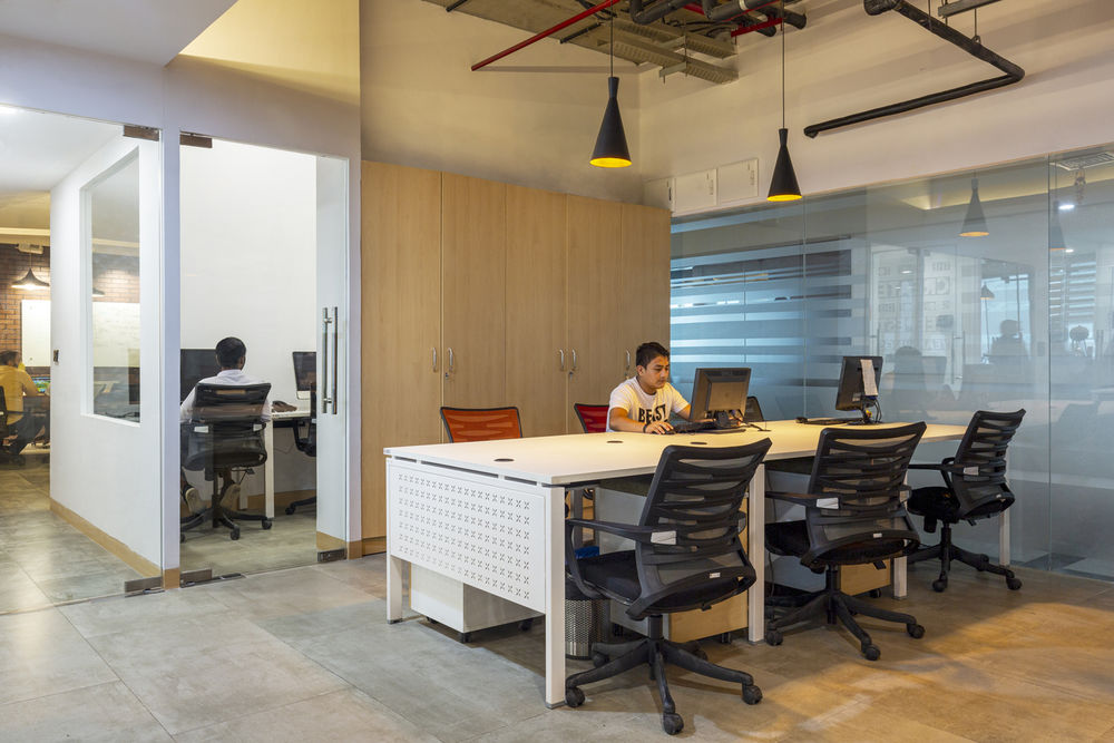 B18 Office, Gurugram | 简约工业风格的舒适办公空间