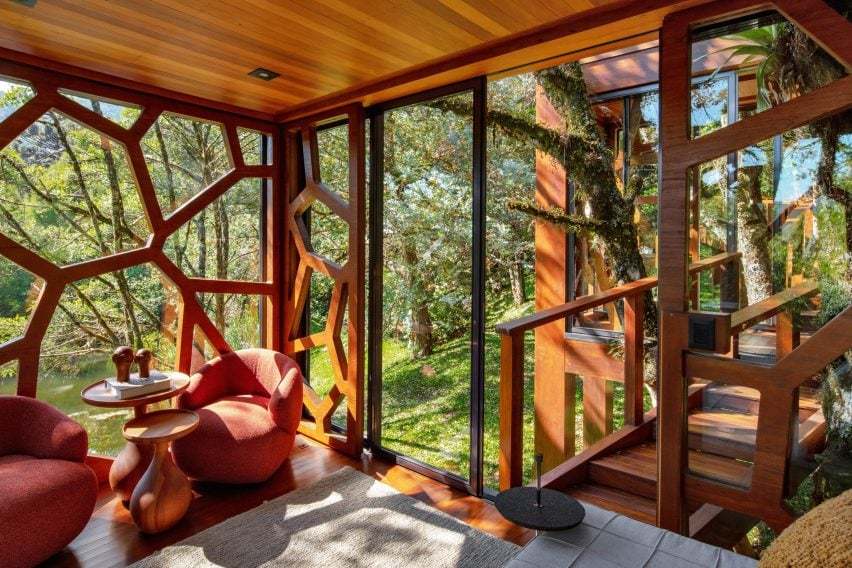 巴西 Tree House | 悬浮于森林的梦幻之家