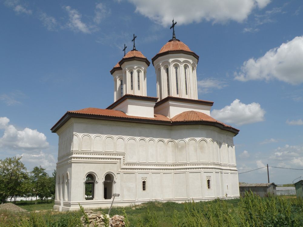 The Restoration of the Monastery Church Maxineni
